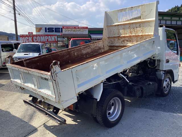 Mitsubishi Fuso Canter 5