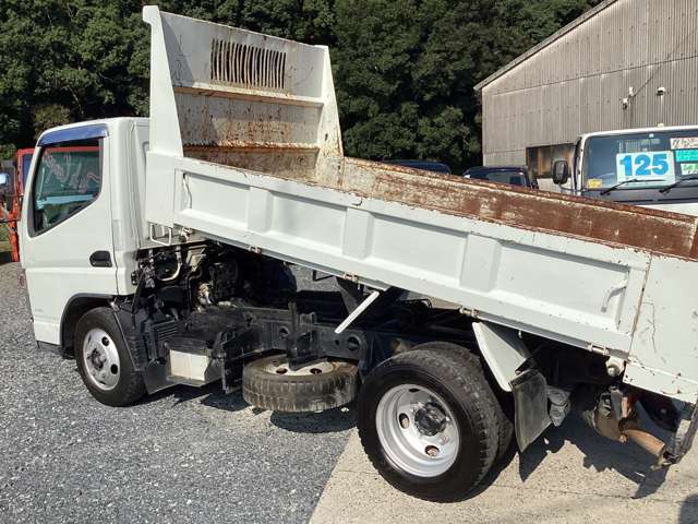 Mitsubishi Fuso Canter 7