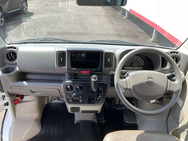 Nissan NV100 Clipper 4