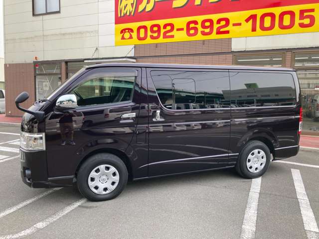 Toyota Hiace Van 9