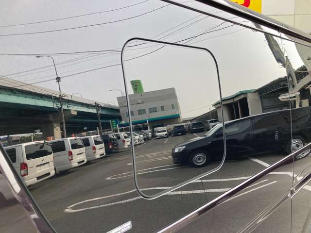 Toyota Hiace Van 10