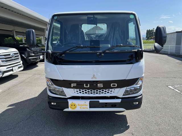 Mitsubishi Fuso Canter 8