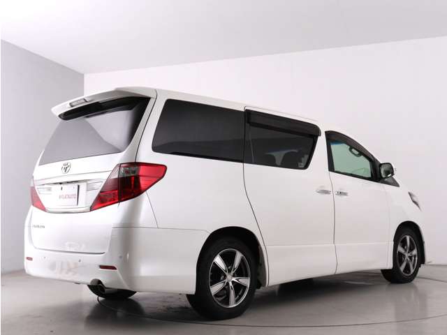 Toyota Alphard 9