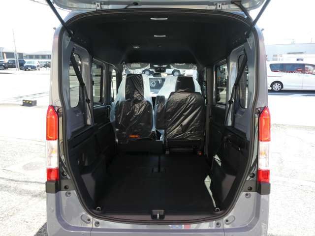 Honda N-VAN 10