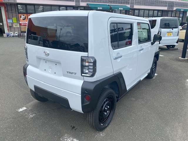 Daihatsu Taft 9