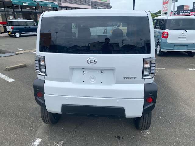 Daihatsu Taft 10