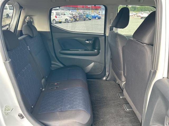 Mitsubishi eK X 8