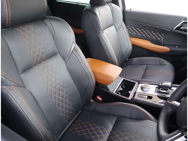 Mitsubishi Outlander 11