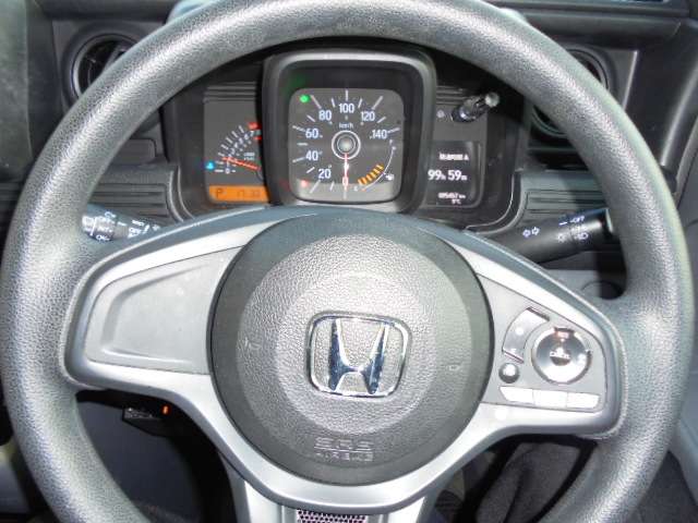 Honda N-VAN 12