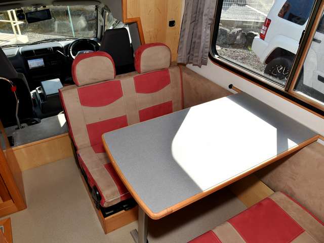 Mazda Bongo Truck 2
