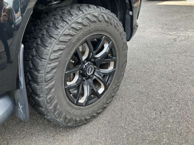 Toyota Hilux 10