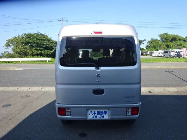 Suzuki Every 3