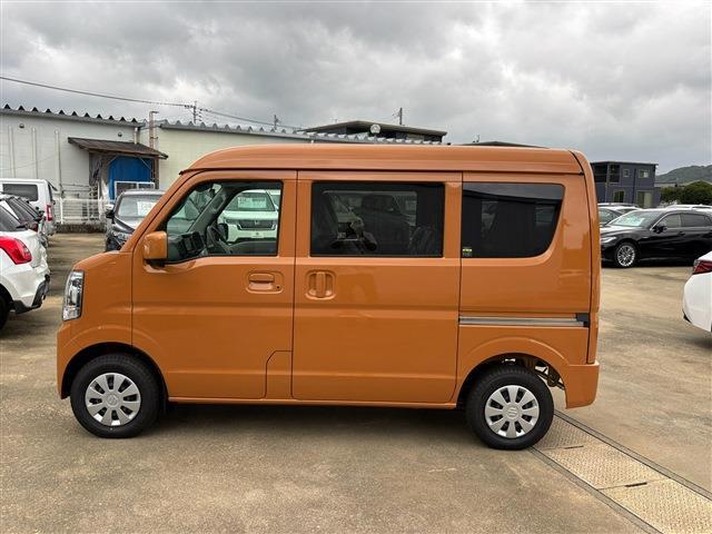 Suzuki Every 12