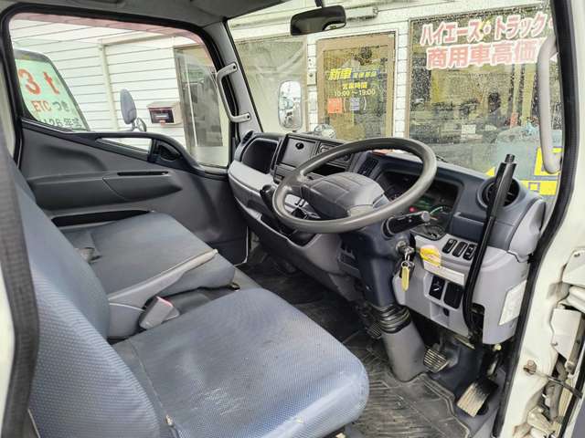 Mitsubishi Fuso Canter 12