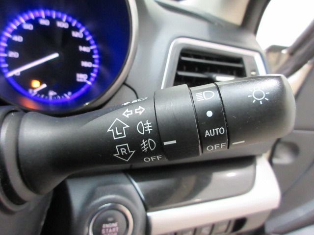 Subaru Legacy Outback 11