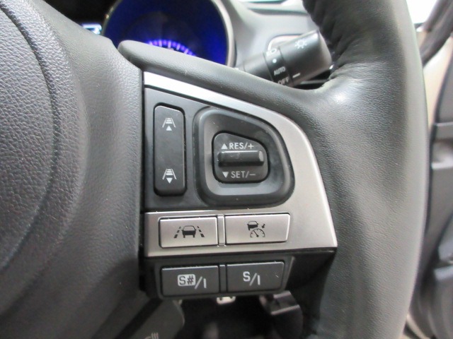 Subaru Legacy Outback 9