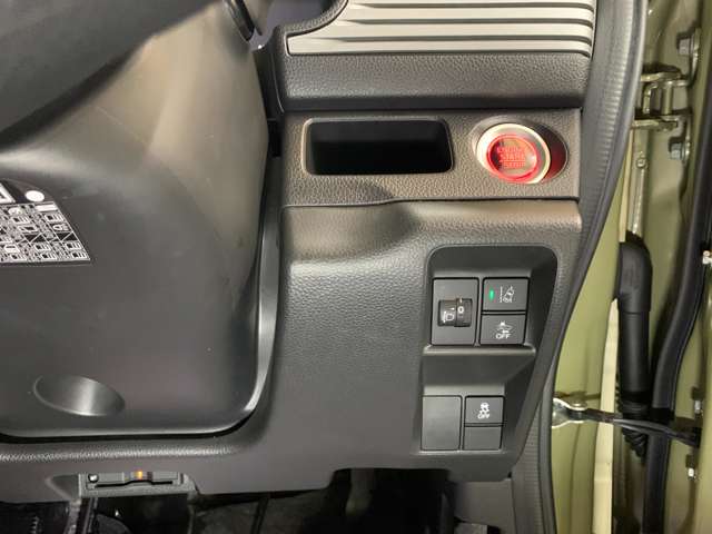 Honda N-VAN 12