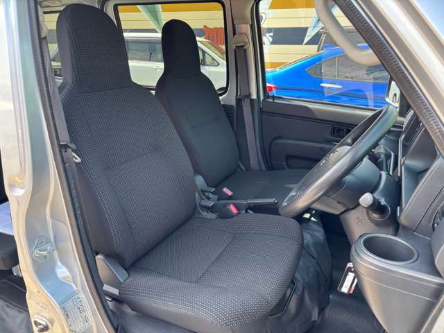 Daihatsu Hijet Cargo 12