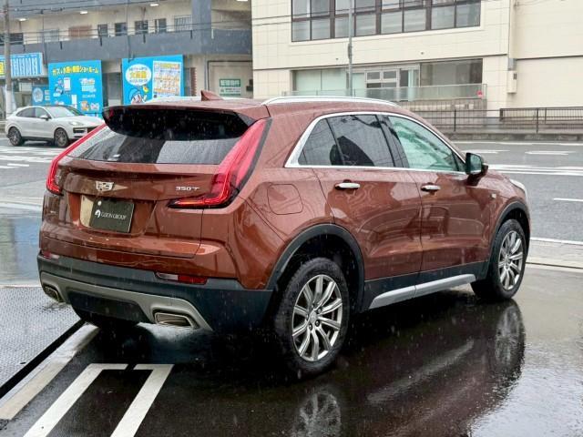 Cadillac XT4 2