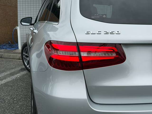 Mercedes-Benz GLC 11