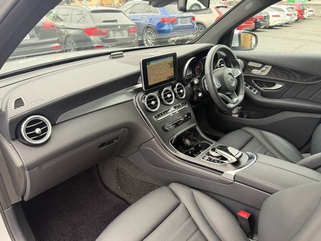 Mercedes-Benz GLC 12