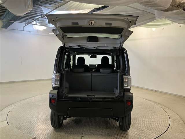 Daihatsu Taft 12