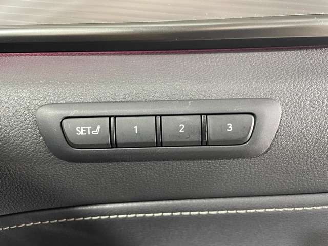Lexus NX 12