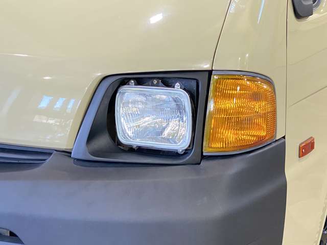 Nissan Vanette 7