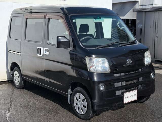 Daihatsu Hijet Cargo 5
