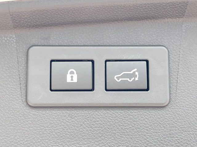 Subaru Legacy Outback 4
