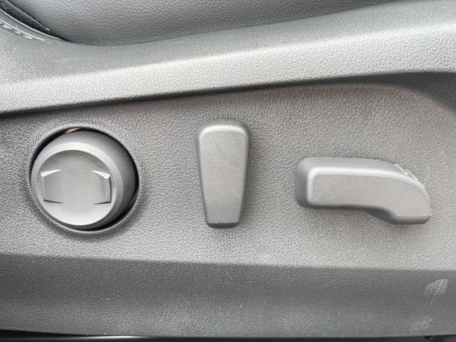 Subaru Legacy Outback 8