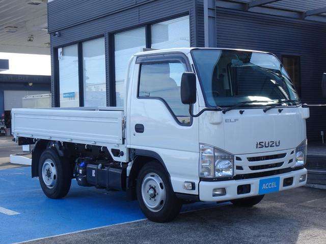 Isuzu Elf 12