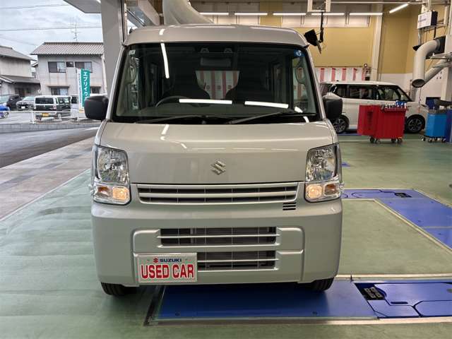 Suzuki Every 8