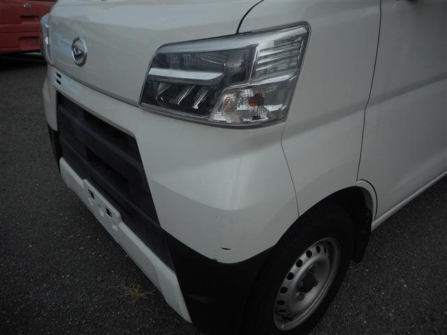 Daihatsu Hijet Cargo 10