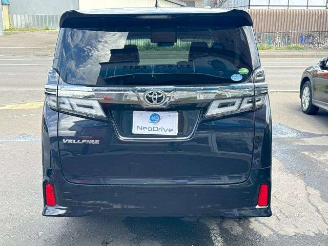 Toyota Vellfire 12