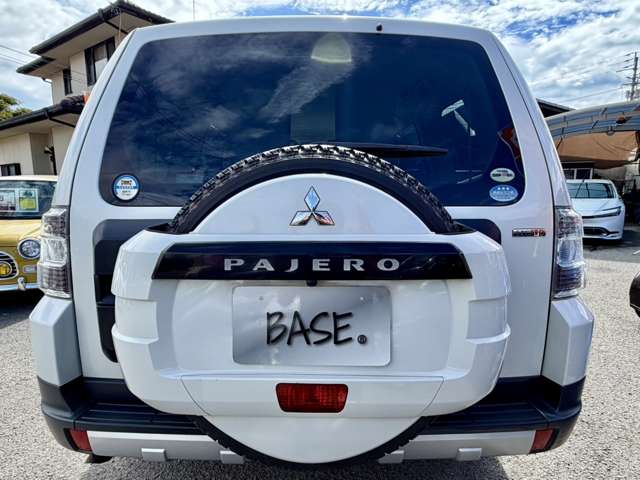 Mitsubishi Pajero 4
