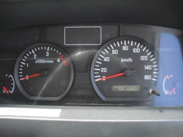 Isuzu Elf 11