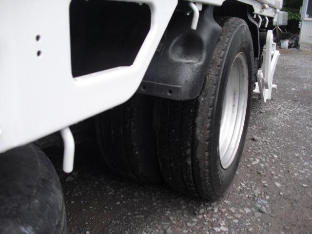 Isuzu Elf 10