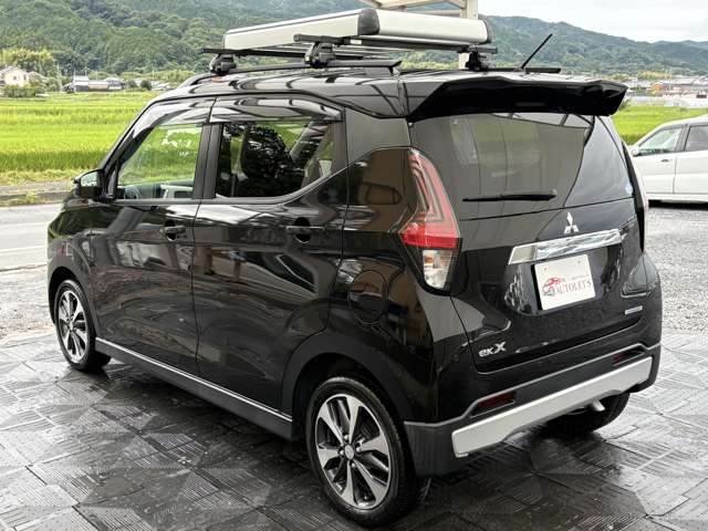 Mitsubishi eK X 4