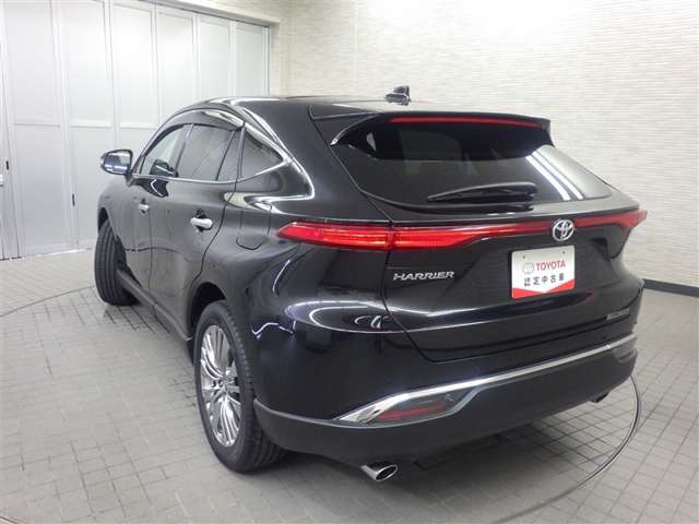 Toyota Harrier 6