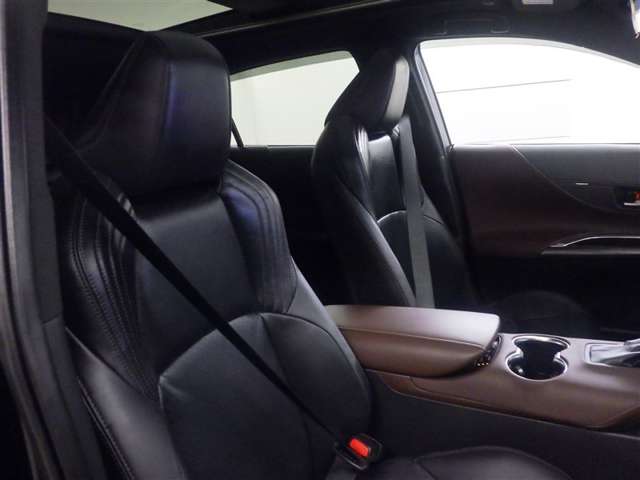 Toyota Harrier 9