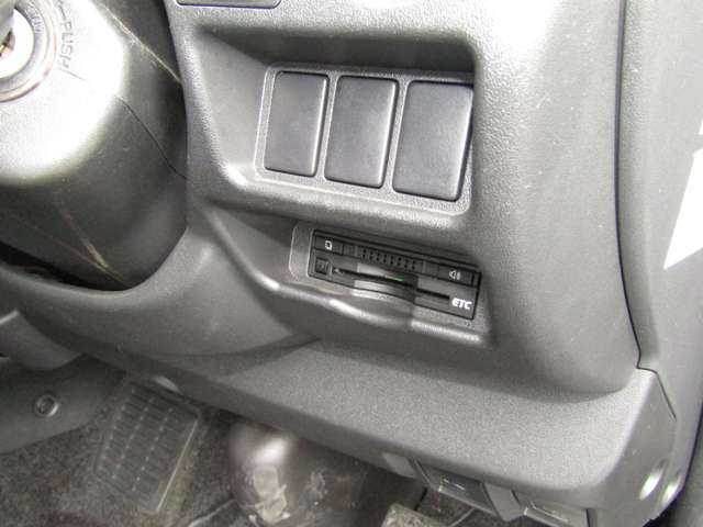 Toyota Hiace Van 12