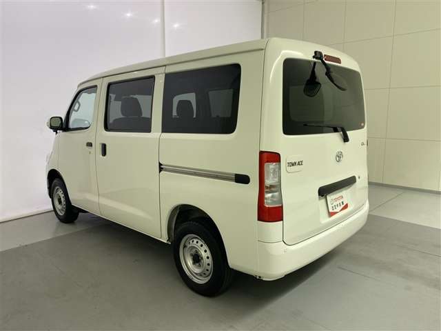 Toyota Town Ace Van 5