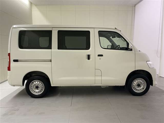 Toyota Town Ace Van 7