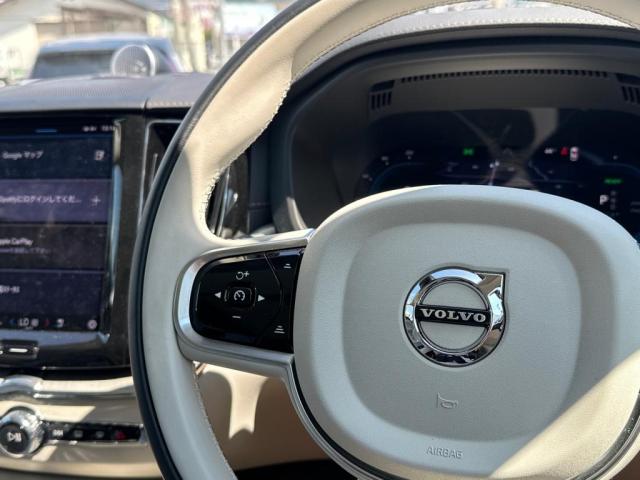 Volvo XC60 8