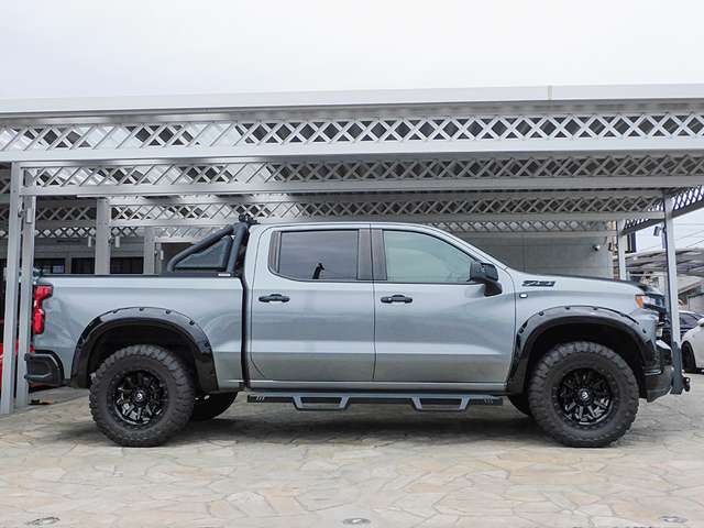 Chevrolet Silverado 5
