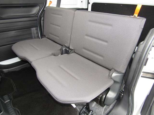 Honda N-VAN 8