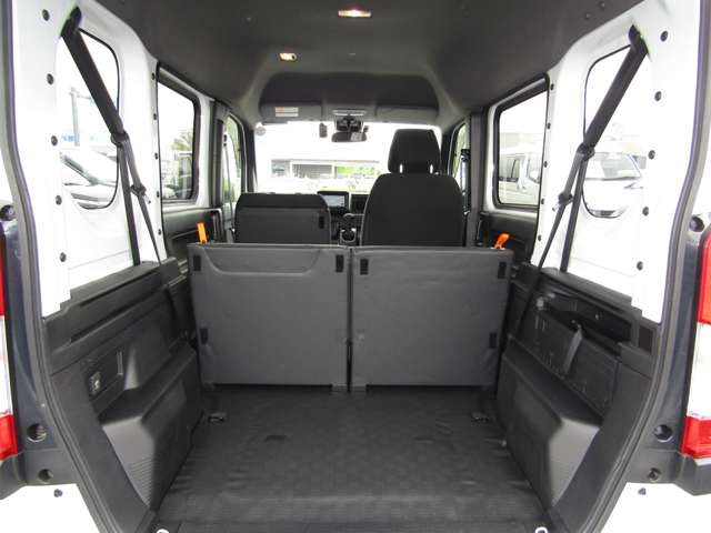 Honda N-VAN 9