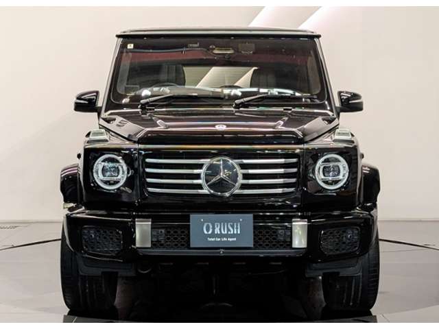 Mercedes-Benz G-Class 9