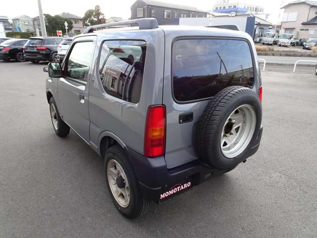 Suzuki Jimny 4